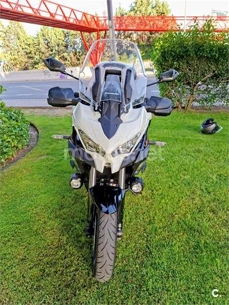 Kawasaki Versys 1100 – Vista 7