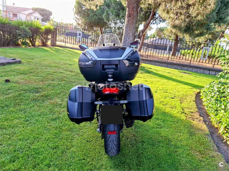 Kawasaki Versys 1100 – Vista 9