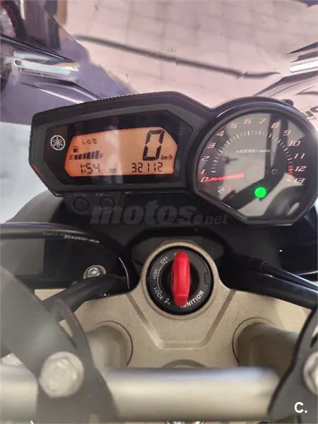 Yamaha XJ6 N Diversion – Vista 2