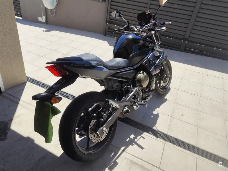 Yamaha XJ6 N Diversion – Vista 4