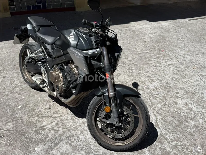 Honda CB 650 R – Vista 3