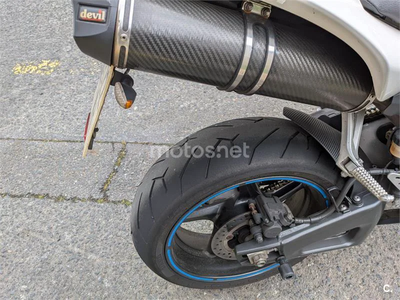 Yamaha R1 – Vista 5