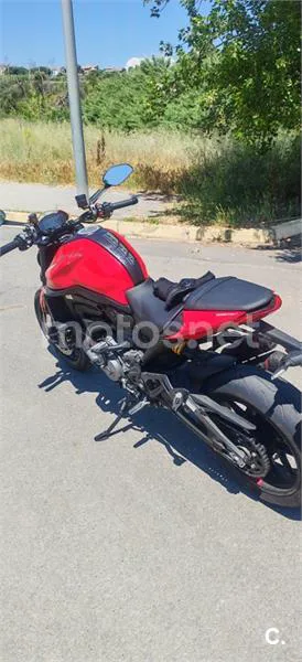 Ducati Monster – Vista 4