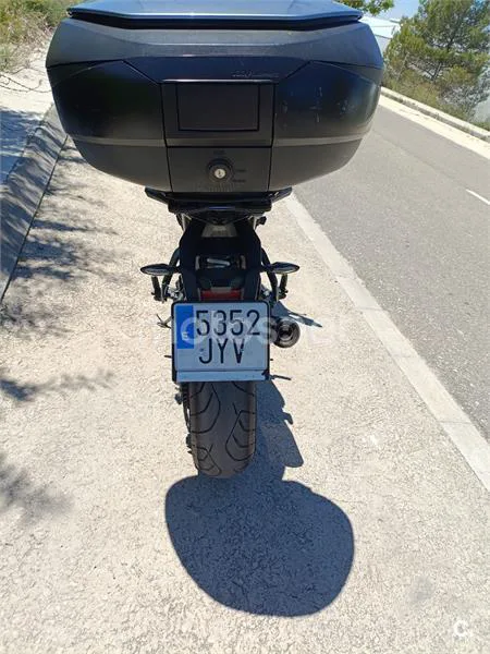 KTM 1290 Super Duke GT – Vista 4