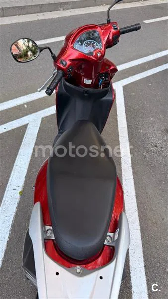 Honda Vision – Vista 5