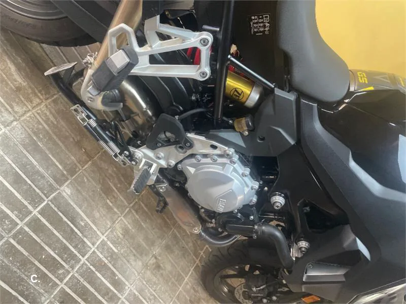 BMW F 750 – Vista 2