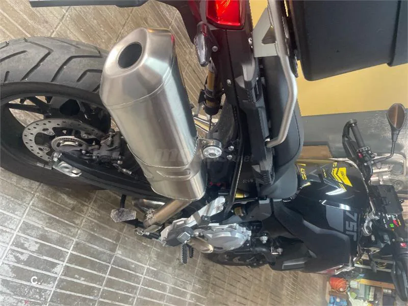 BMW F 750 – Vista 3