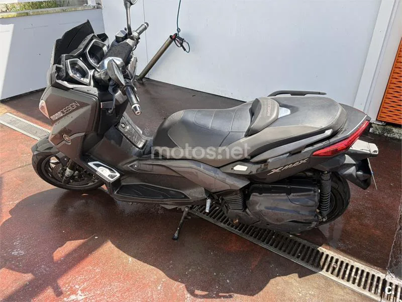 Yamaha XMAX 400 – Vista 11
