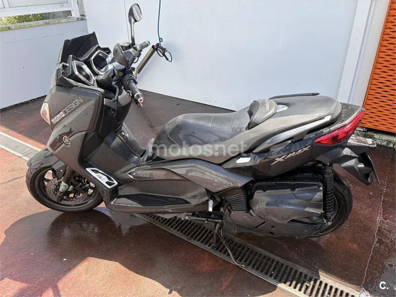 Yamaha XMAX 400 – Vista 4