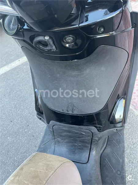 Piaggio Beverly 500 – Vista 13