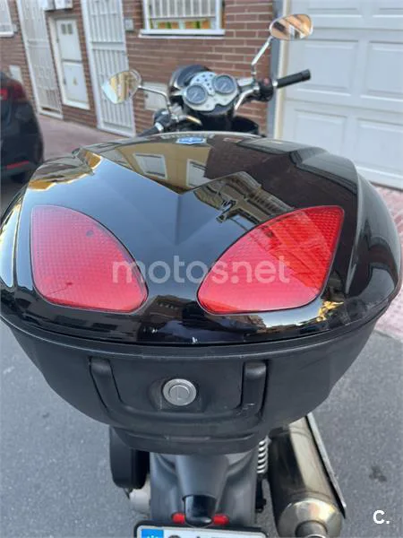 Piaggio Beverly 500 – Vista 10