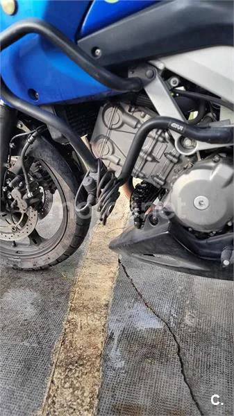 Suzuki V-Strom 650 – Vista 11