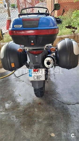 Suzuki V-Strom 650 – Vista 16
