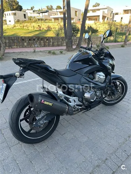 Kawasaki Z800 – Vista 3