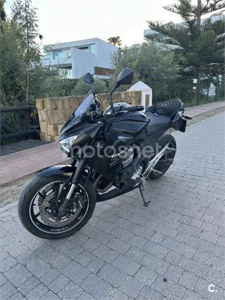 Kawasaki Z800 – Vista 4