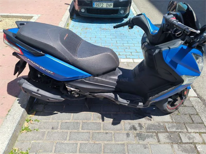 SYM Joymax 125 – Vista 3