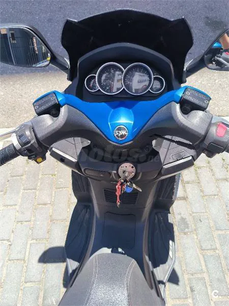 SYM Joymax 125 – Vista 6