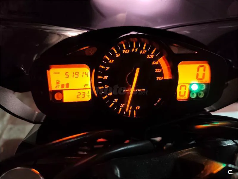 Suzuki GSR600 3500 € 2009 Araba - 2