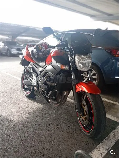 Suzuki GSR600 - Vista 7