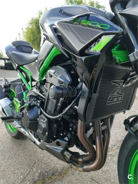 Kawasaki Z900 – Vista 4