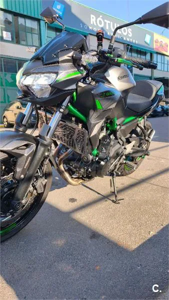 Kawasaki Z650 – Vista 4