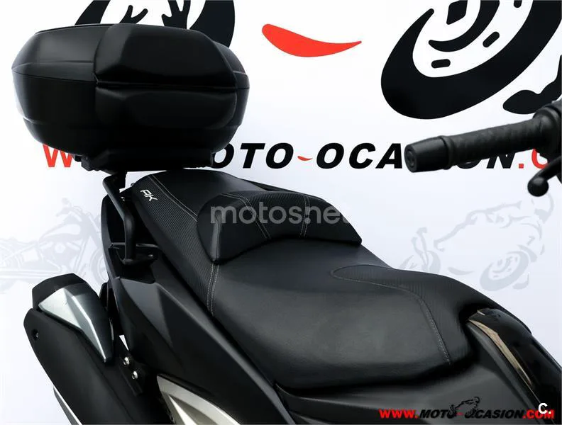Kymco AK 550 – Vista 11