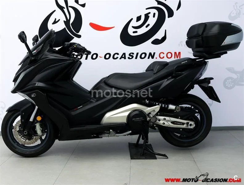 Kymco AK 550 – Vista 7