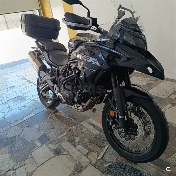 Benelli TRK 502 – Vista 2