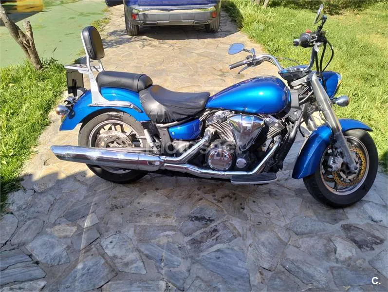 Yamaha XVS 1300A Midnight Star – Vista 4