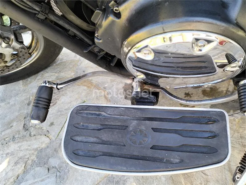 Yamaha XVS 1300A Midnight Star – Vista 7