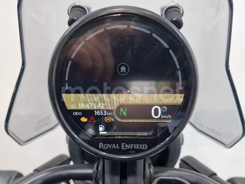 Royal Enfield Himalayan 450 – Vista 10