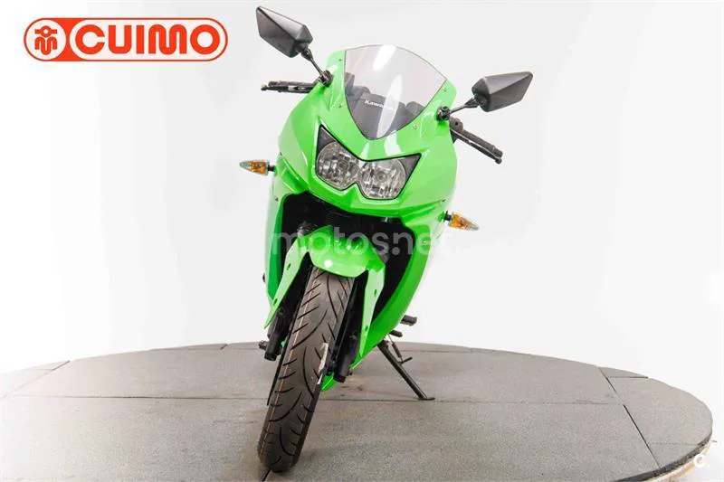 Kawasaki Ninja 250 R – Vista 10