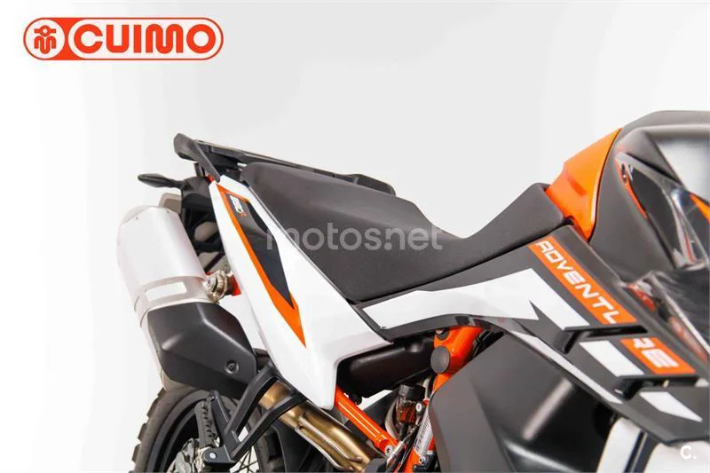 KTM 890 – Vista 12
