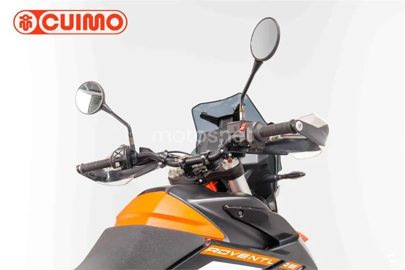 KTM 890 – Vista 15