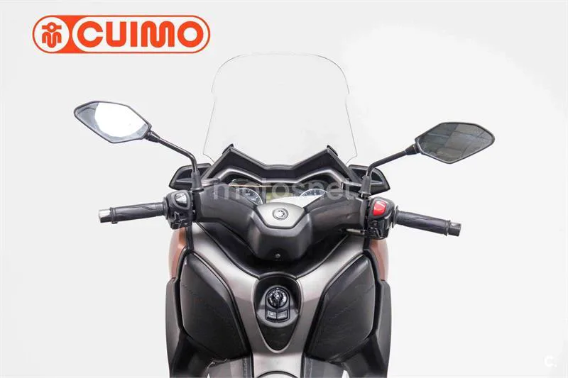 Yamaha XMAX 300 – Vista 12