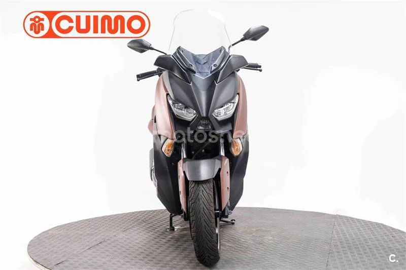 Yamaha XMAX 300 – Vista 20