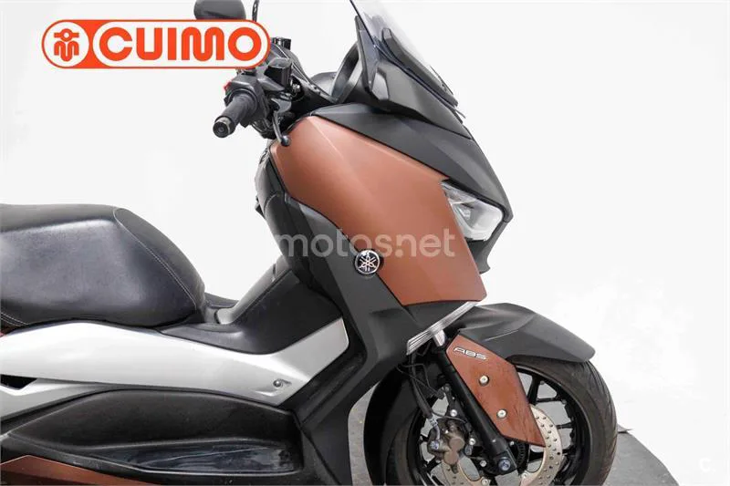 Yamaha XMAX 300 – Vista 6