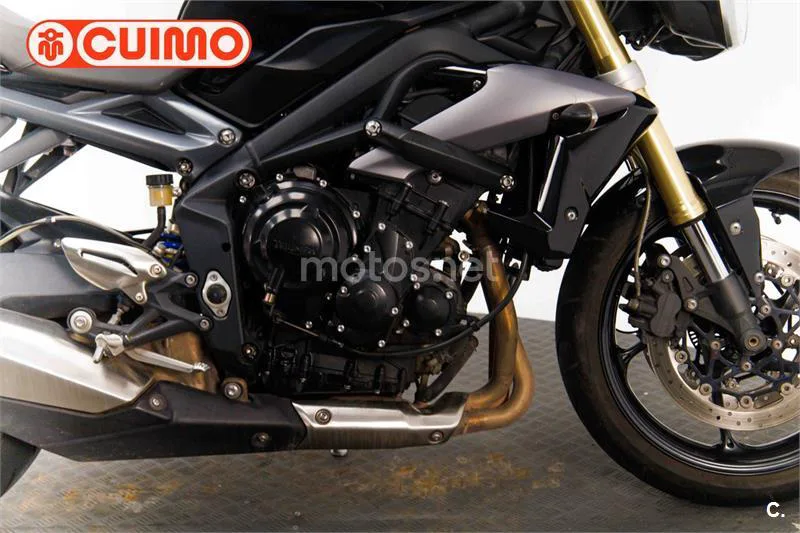 Triumph Street Triple – Vista 13