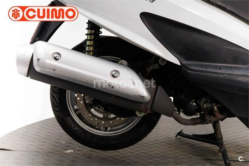Suzuki Burgman 125 – Vista 14