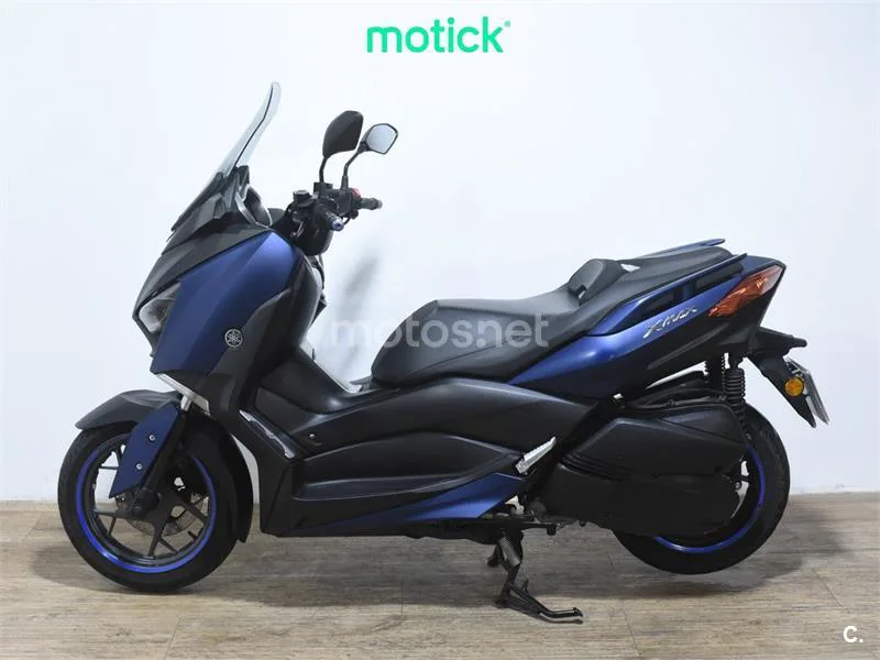 Yamaha XMAX 300 – Vista 7