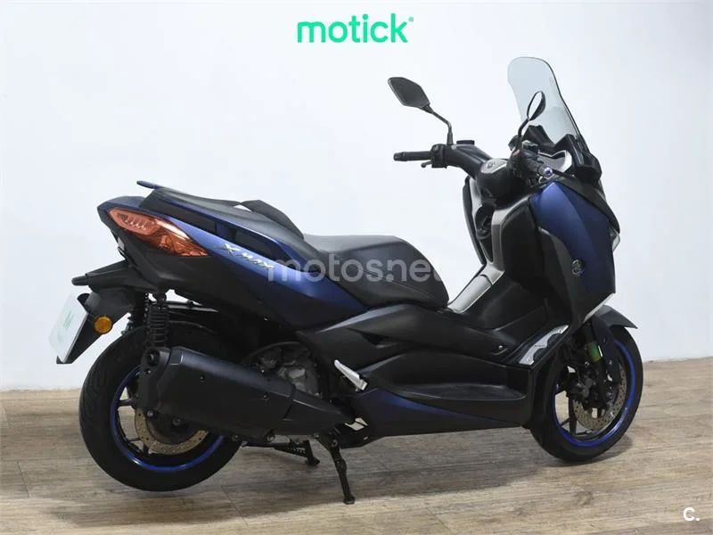 Yamaha XMAX 300 – Vista 10
