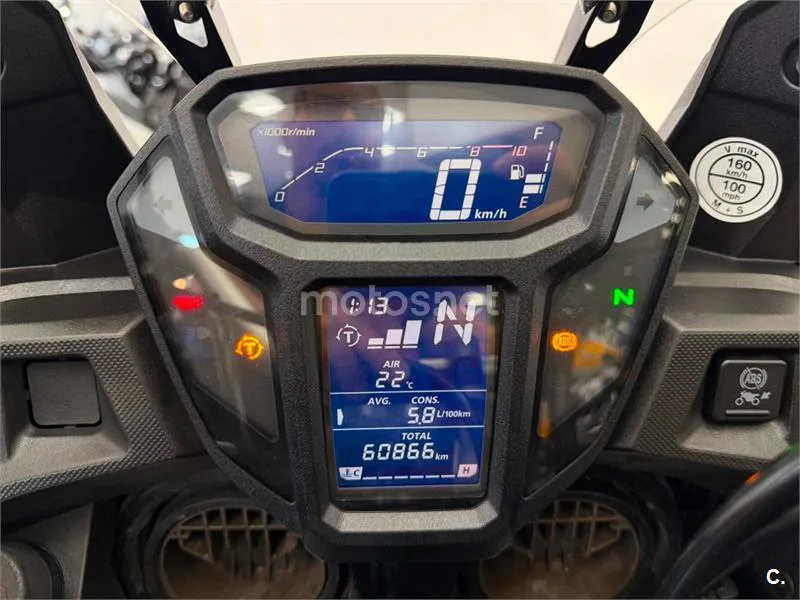 Honda CRF 1000L Africa Twin – Vista 11