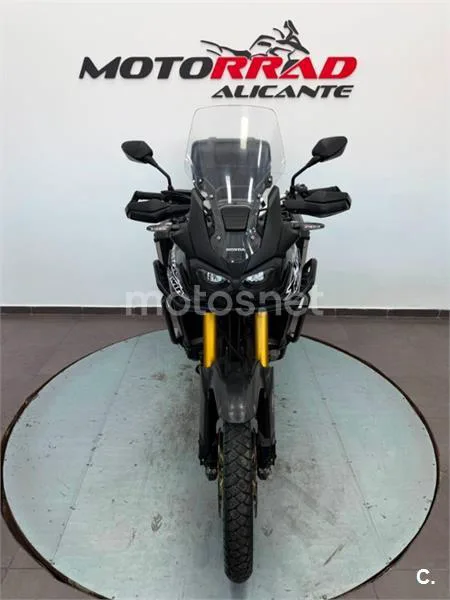 Honda CRF 1000L Africa Twin – Vista 13