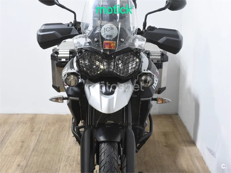 Triumph Tiger 800 XCX – Vista 11