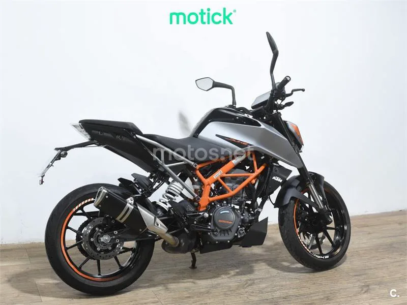 KTM 125 – Vista 10