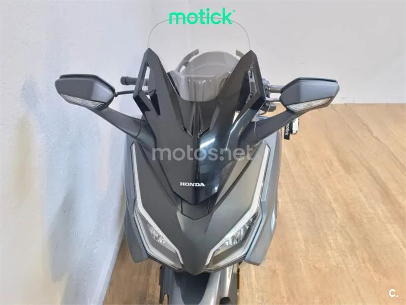 Honda Forza 350 – Vista 10