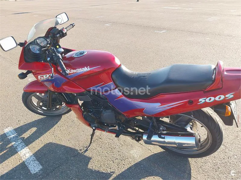 Kawasaki GPZ 500 S – Vista 5