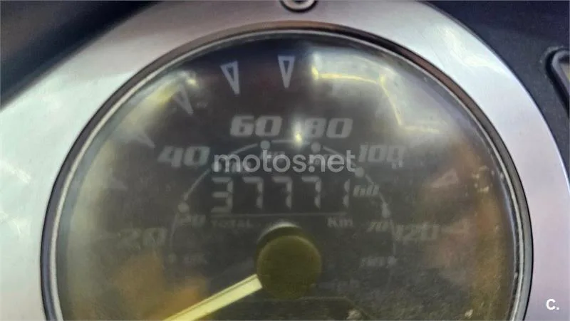 SYM Symphony 125 ST – Vista 4