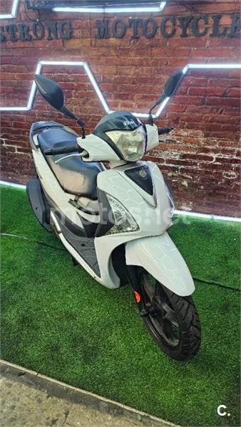 SYM Symphony 125 ST – Vista 5