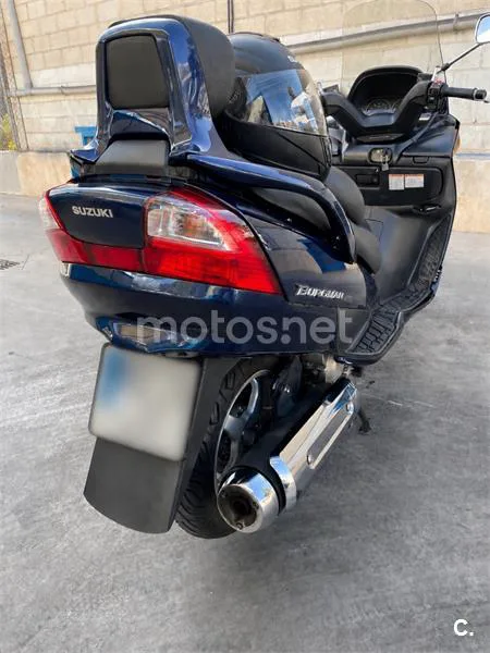 Suzuki Burgman 400 – Vista 5